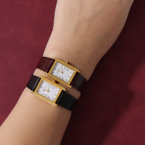Heaven Mayhem Icon Watch - Gold & Brown. Vintage 
