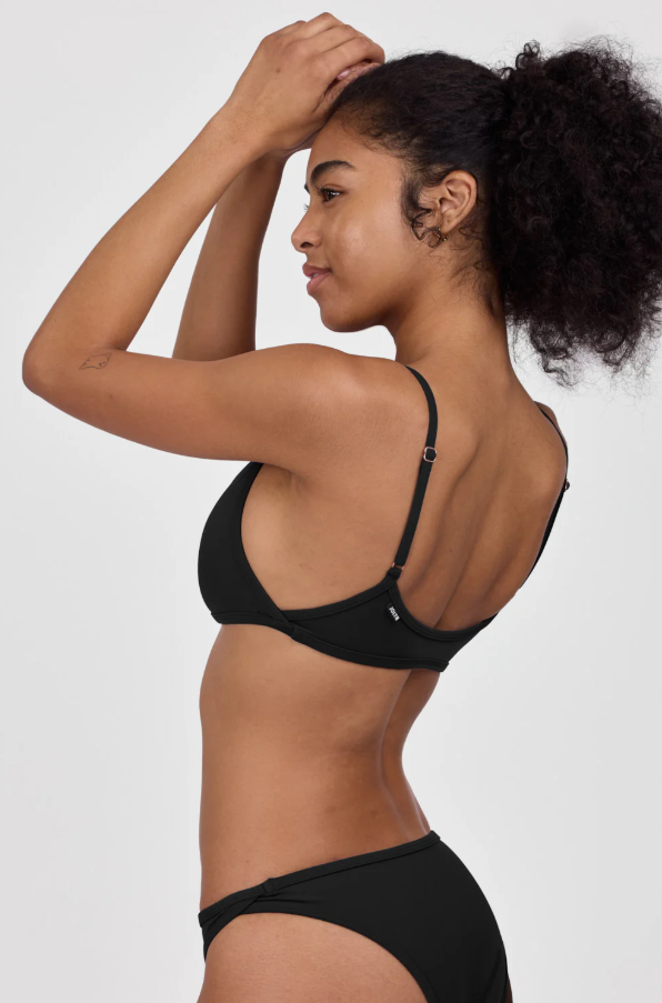 Black bikini by Bananhot in size S - Sunset Park Resort