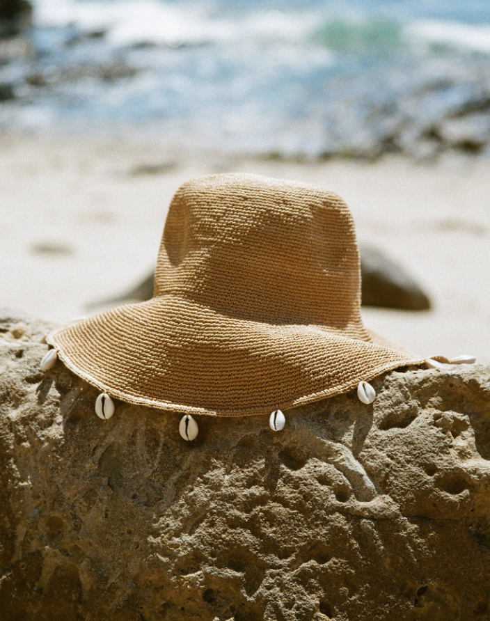 CRETE HAT
