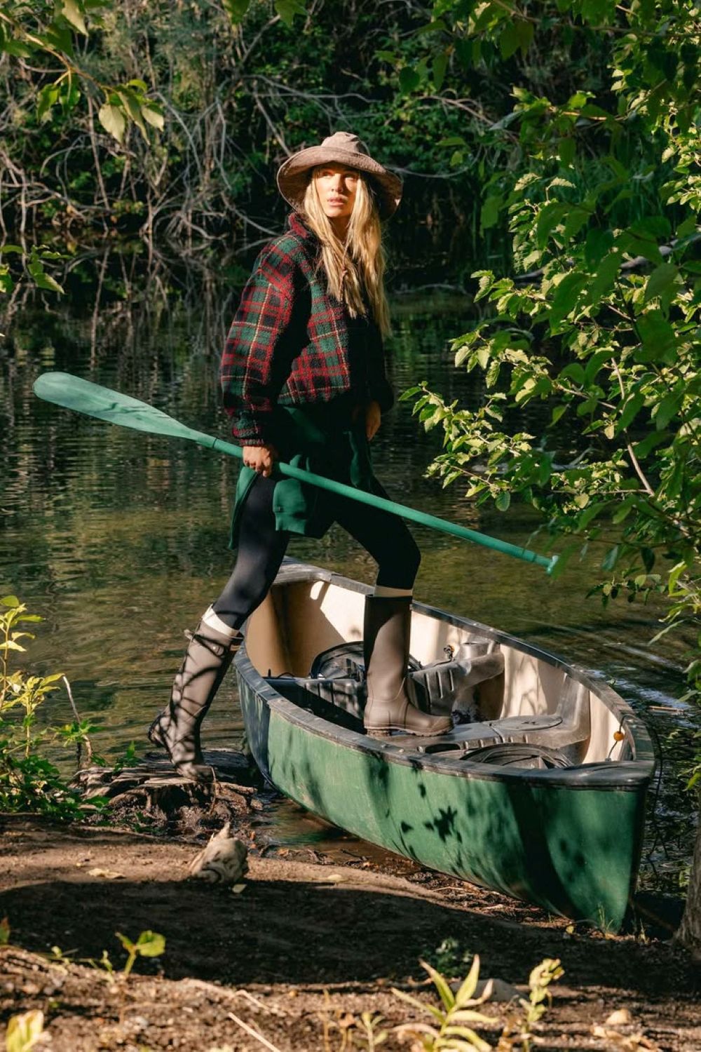 leona sherpa top - pine hollow plaid