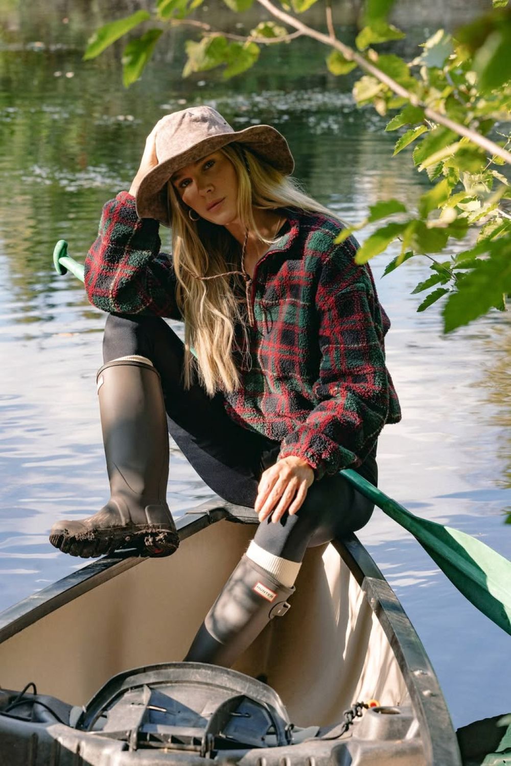 leona sherpa top - pine hollow plaid